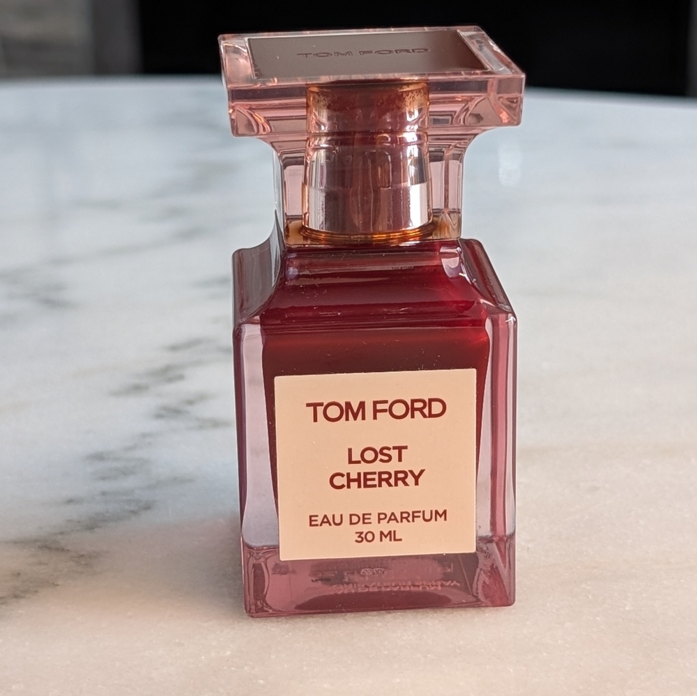 Tom Ford Lost Cherry 🍒 EDP 30 ml | Retail $280 | 😍🔥 Iconic Date Night Scent